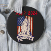 Badge Rond 15,2 Cm vote pour Trump 2024 (En situation)