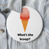 Badge Rond 15,2 Cm What's the Scoop gender reveal party (En situation)