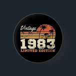 Badge Rond 2,50 Cm 40th Birthday Retro Vintage 1983 Limited Edition<br><div class="desc">40th Birthday Retro Vintage 1983 Limited Edition</div>