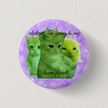bouton épinglette mignon alien vert kitty meme