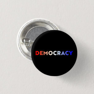 Badge Rond 2,50 Cm Démocratie dégradé de typographie rouge blanc bleu