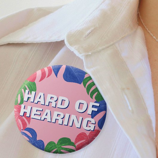 Badge Rond 2,50 Cm Difficile d'entendre des Feuilles féministes roses
