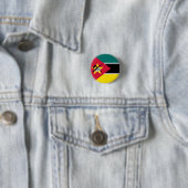 Badge Rond 2,50 Cm Drapeau du Mozambique (En situation)