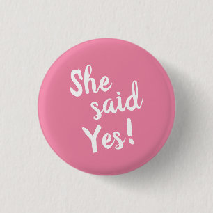 Badge Rond 2,50 Cm Elle A Dit Oui Rose Fiançailles