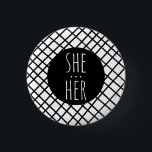 Badge Rond 2,50 Cm ELLE/SES Prononounes Grille artisanale Noir blanc<br><div class="desc">Décorez votre tenue avec ce bouton d'art cool. Ça fait un grand cadeau ! Vous pouvez le customiser et ajouter du texte. Consultez ma boutique pour plus de couleurs et de motifs ! Faites-moi savoir si vous aimeriez quelque chose de personnalisé aussi.</div>