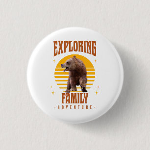 Badge Rond 2,50 Cm Explorer l'aventure de vacances vintage de la fami