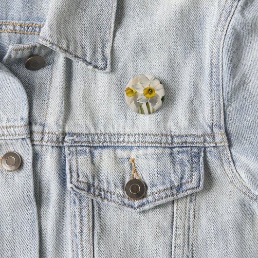 Badge Rond 2,50 Cm Fleurs d'Iris aquarelle modernes (En situation)