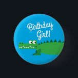 Badge Rond 2,50 Cm Gator Alligator Crocodile 1er anniversaire<br><div class="desc">Cette adorable collection colorée et mignonne de fêtes d'anniversaire pour les enfants est parfaite pour une fête d'anniversaire d'un an! Customisez le texte pour en faire les vôtres. L'aspect et l'ambiance modernes sont parfaits pour célébrer votre petit amoureux des crocodiles et des alligators le jour de leur premier anniversaire !...</div>