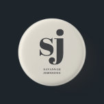 Badge Rond 2,50 Cm Initiales du monogramme de crème<br><div class="desc">Crème Nom personnalisé simple</div>