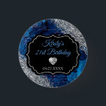 Badge Rond 2,50 Cm Lettres Sirène Bleue Parties scintillant Argent An<br><div class="desc">Chic Birthday article présente une belle lettres de sirène bleu et argent arrière - plan avec parties scintillant argent et un coeur de diamant.</div>