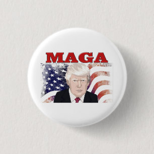 Badge Rond 2,50 Cm MAGA American Flag Trump texte rouge