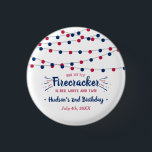Badge Rond 2,50 Cm Rouge, Blanc & Deux ! 4 juillet fête du 2e anniver<br><div class="desc">Célébrez en style avec ces boutons tendance de fête du 2ème anniversaire. Ce design est facile à personnaliser avec votre libellé d'événement spécial et vos invités seront ravis quand ils verront ces fabuleux boutons de faveur. Les éléments correspondants se trouvent dans la collection.</div>