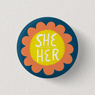 Badge Rond 2,50 Cm SHE / HER Pronouns Flower Pride Handlettered