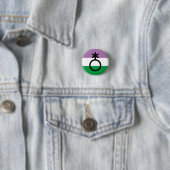 Badge Rond 2,50 Cm Symbole non binaire de Genderqueer (En situation)