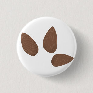 Badge Rond 2,50 Cm Trois amandes entières biologiques fraîches