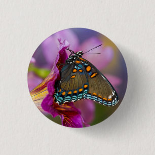 Badge Rond 2,50 Cm Un papillon swallowtail