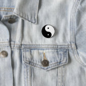 Badge Rond 2,50 Cm ying et Yang (En situation)