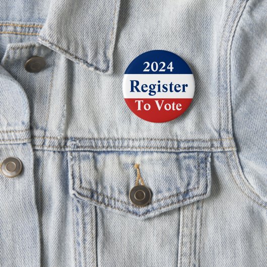 Badge Rond 5 Cm 2024 Inscrivez-vous pour voter Bouton Rouge Blanc (En situation)