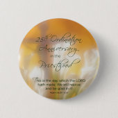 Badge Rond 5 Cm 25e anniversaire d'Ordination Prêtrise Lys (Devant)