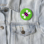 Badge Rond 5 Cm Abeille rose (En situation)