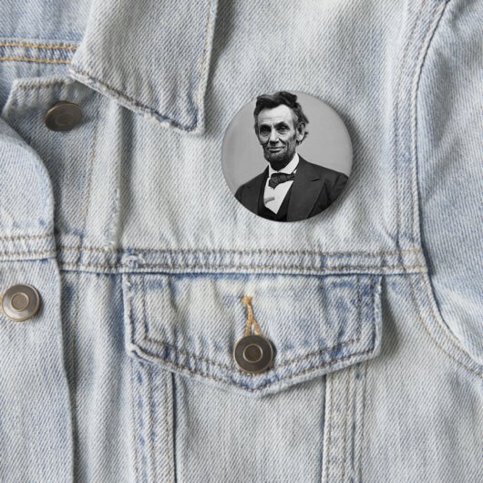 Badge Rond 5 Cm Abraham Lincoln (En situation)
