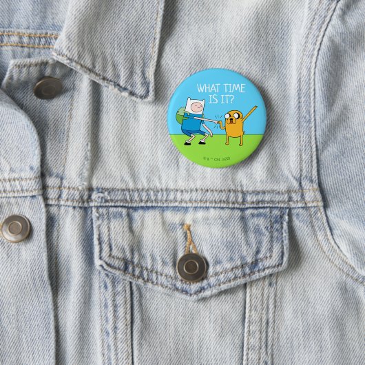 Badge Rond 5 Cm Adventure | Finn & Jake Fist Bump (En situation)