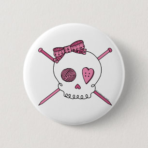 Badge Rond 5 Cm Aiguilles de crâne et de tricot (rose)