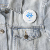 Badge Rond 5 Cm Amélioration (En situation)