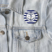 Badge Rond 5 Cm Ancre nautique Bleu marine Rayures (En situation)