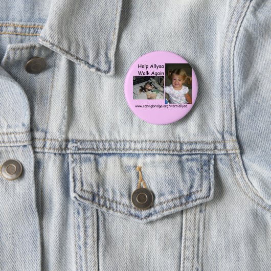 Badge Rond 5 Cm Anges pour Allysa (En situation)