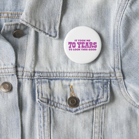 Badge Rond 5 Cm Anniversaire 70 ans (En situation)