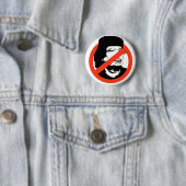 BADGE ROND 5 CM ANTI-GADDAFI (En situation)