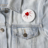 Badge Rond 5 Cm Araignée des Coeurs rouges (En situation)