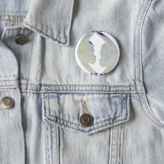 Badge Rond 5 Cm Architecture africaine Hakuna Matata (En situation)