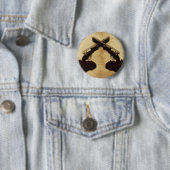 Badge Rond 5 Cm Armes à feu et roses (En situation)