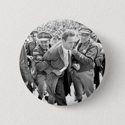 BADGE ROND 5 CM ARRESTATION DE MARIO SAVIO (Devant)