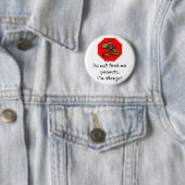 Badge Rond 5 Cm Arrêt d'arachide ! (En situation)