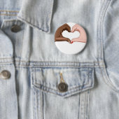 Badge Rond 5 Cm Arrêtez le racisme (En situation)