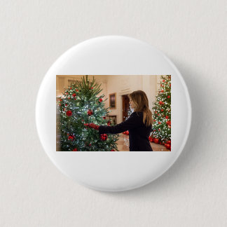 Badge Rond 5 Cm Atout de Melania décorant l'arbre de Noël