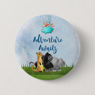Badge Rond 5 Cm Aventure Await - Gorilla Hippo et Meerkat