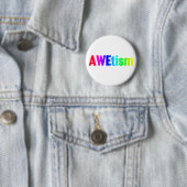 Badge Rond 5 Cm AWEtism (En situation)