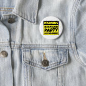 Badge Rond 5 Cm Bachelor En Cours D'Avertissement (En situation)