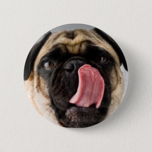 BADGE ROND 5 CM BAISER DE CARLIN (Devant)