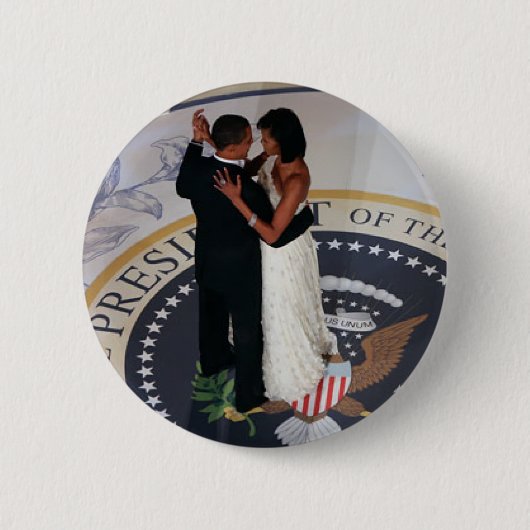 Badge Rond 5 Cm Barack et Michelle Obama dansant la boule (Devant)