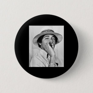 Badge Rond 5 Cm Barack Obama Retro Vintage Young Obama Fument Dans