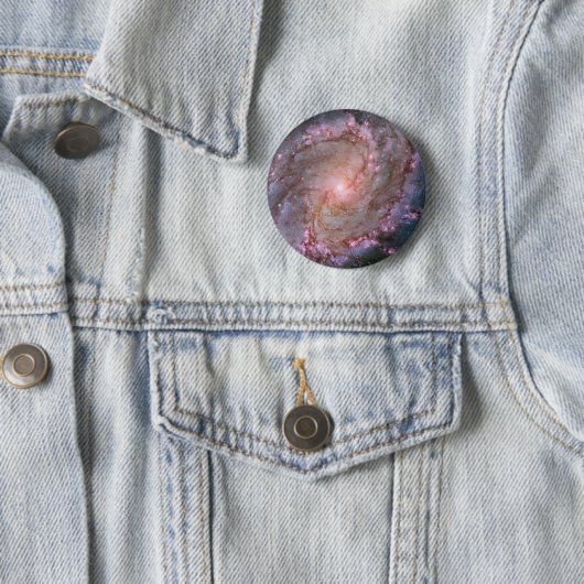 Badge Rond 5 Cm Barred Spiral Galaxy Messier 83. (En situation)