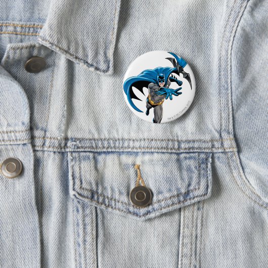 Badge Rond 5 Cm Batman lance batarang (En situation)