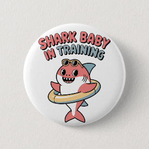 Badge Rond 5 Cm Bébé Requin en Formation Enfants