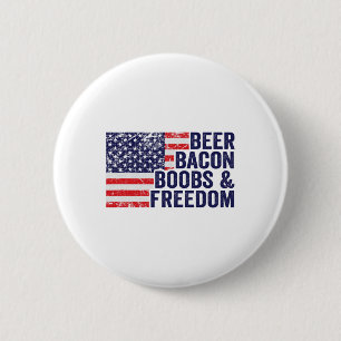 Badge Rond 5 Cm Beer Bycon Breast And Freedom - Funny Usa Flag Bbq