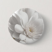 Badge Rond 5 Cm Belle Fleur Blanche Délicate (Devant)